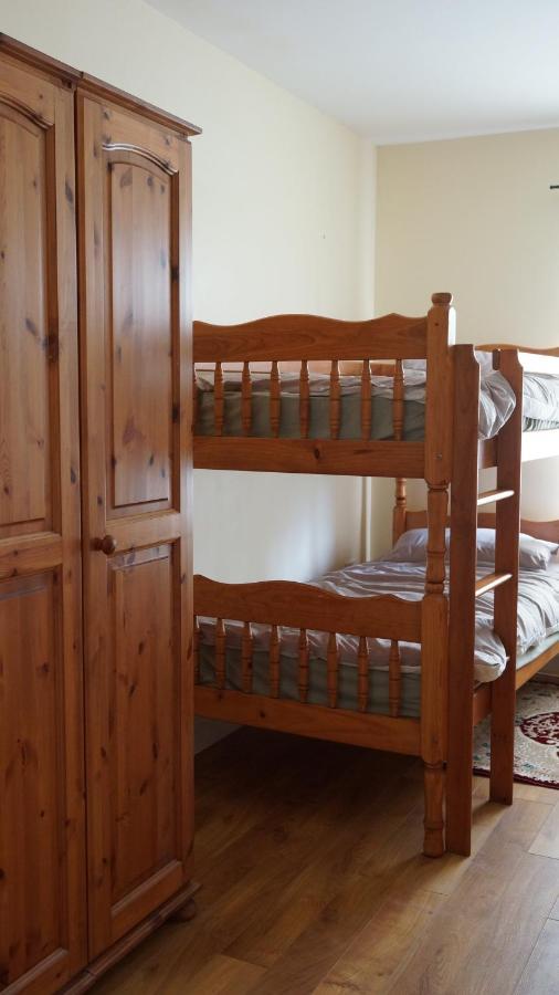 Granny'S Cottage Fintown Ngoại thất bức ảnh